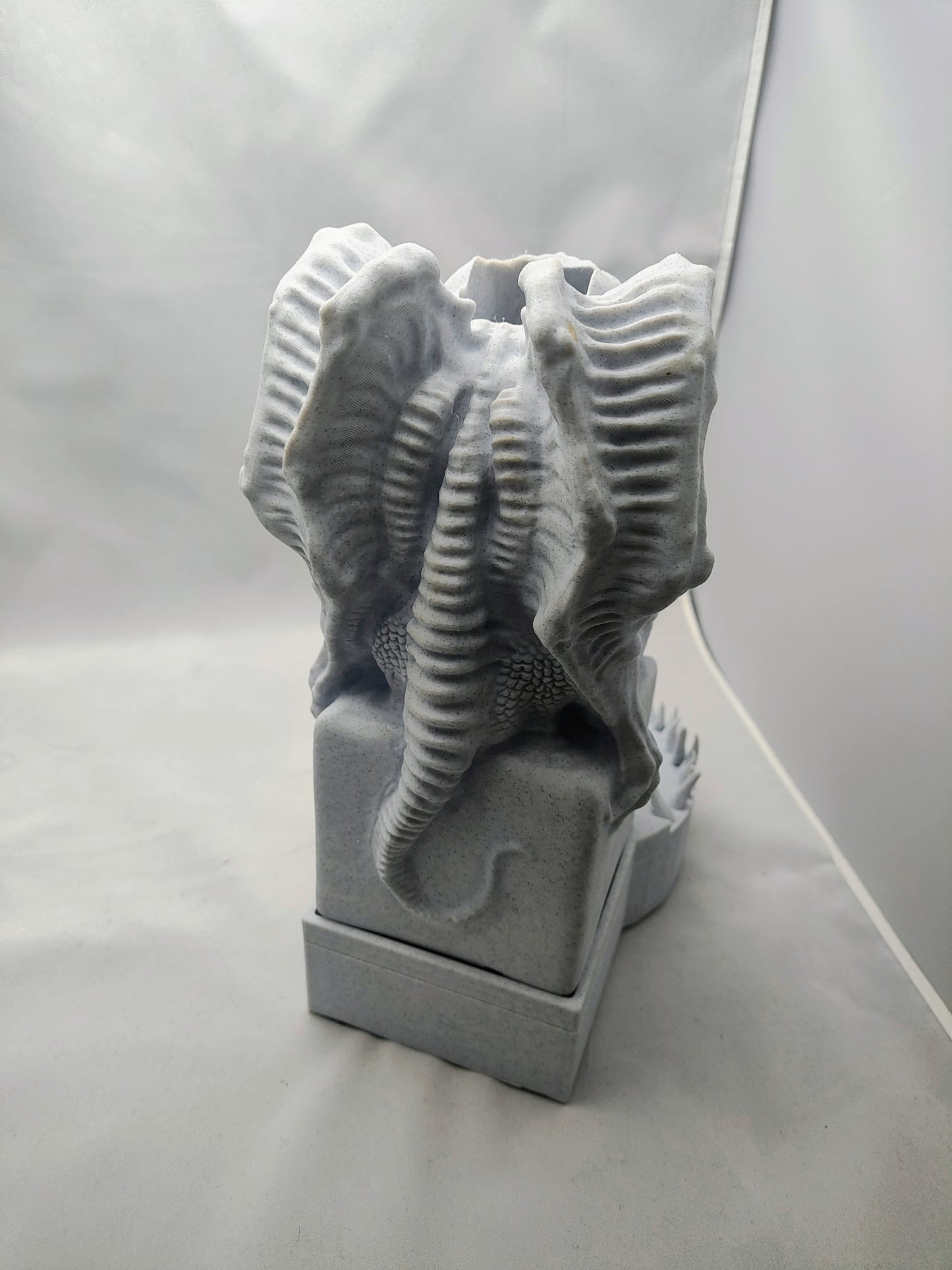 Cthulhu Dice Tower with Dice and Figure Storage