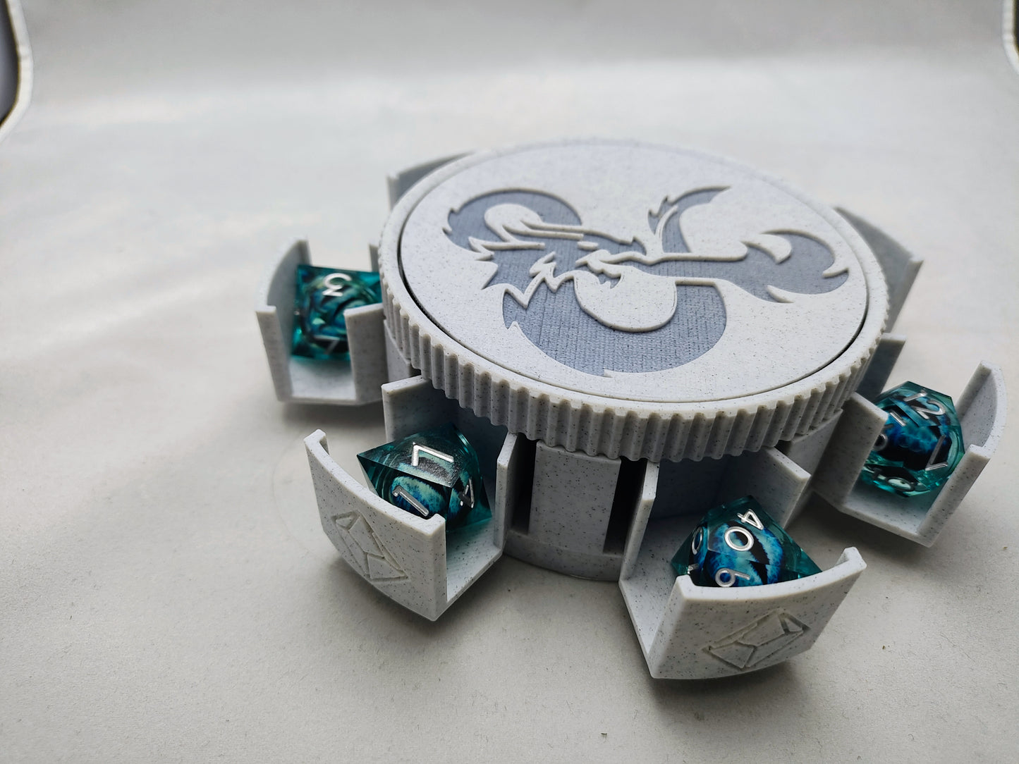 Rotating DnD Dice Case with Liquid Core Dice